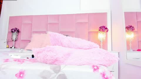 Daphne online show from 01/16/25, 11:27