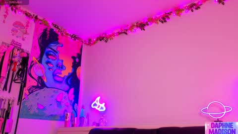 Daphne Madison online show from 01/07/26, 10:12