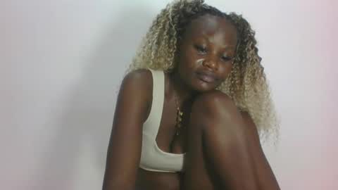 ESTHER online show from 07/12/26, 05:53