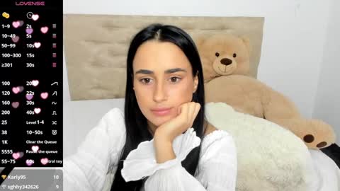 Darcie online show from 12/06/24, 01:07