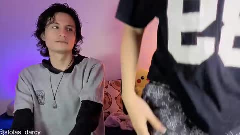 darcy_and_stolas online show from 05/14/26, 08:37