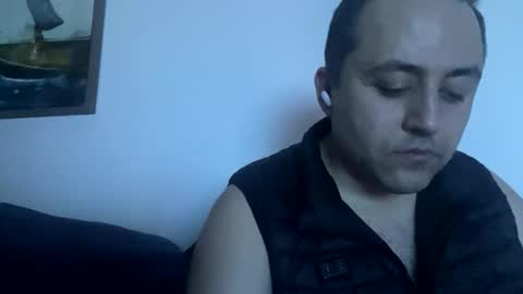 darian90 online show from 02/20/25, 11:42