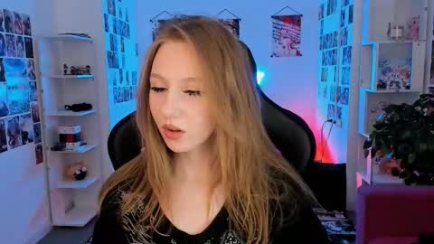 Daria Tate online show from 02/25/26, 12:04