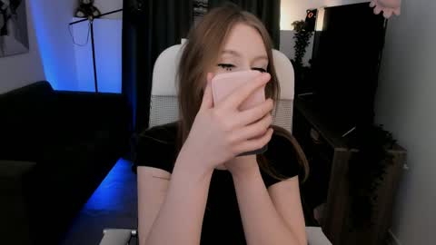 Daria Tate online show from 04/05/26, 09:28