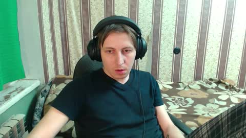 darienlarge online show from 11/16/25, 05:40