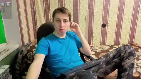 darienlarge online show from 12/14/25, 07:07