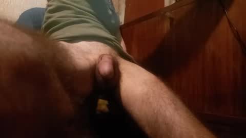 Snapshot of dario48 chatting on 12/11/24, 05:00 dario48 online show from 12/11/24, 05:00