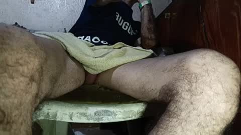 Snapshot of dario48 chatting on 10/05/25, 04:33 dario48 online show from 10/05/25, 04:33