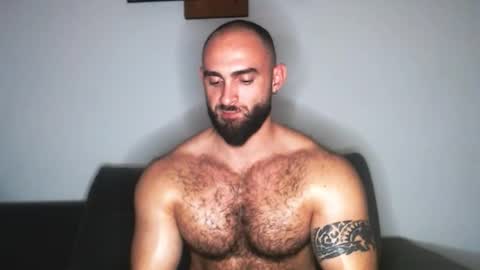 Dario  Muscel King online show from 12/15/25, 07:51