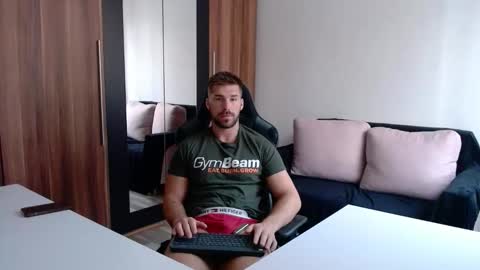 Snapshot of darius_94 chatting on 09/20/25, 05:41 darius_94 online show from 09/20/25, 05:41