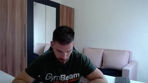 darius_94 online show from 10/28/25, 11:25