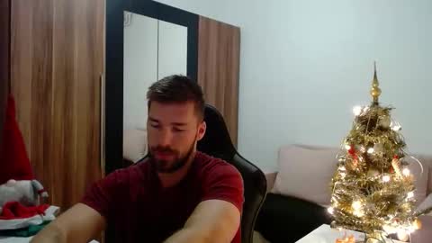 darius_94 online show from 12/05/25, 05:27