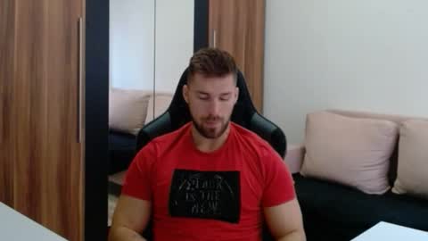 darius_94 online show from 02/24/26, 08:45