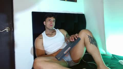 Snapshot of darius_phoenix chatting on 05/06/26, 06:02 Darius Phoenix online show from 05/06/26, 06:02