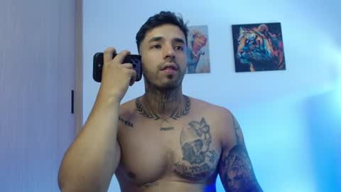 Snapshot of darius_phoenix chatting on 07/06/26, 04:53 Darius Phoenix online show from 07/06/26, 04:53