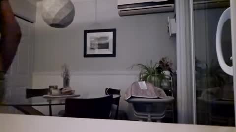 Snapshot of dark___knight chatting on 02/13/25, 05:26 Dark Knight online show from 02/13/25, 05:26