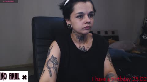 Snapshot of dark__elf chatting on 02/02/25, 01:34 Anessa online show from 02/02/25, 01:34