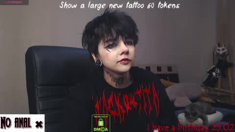 Snapshot of dark__elf chatting on 02/15/25, 10:10 Anessa online show from 02/15/25, 10:10