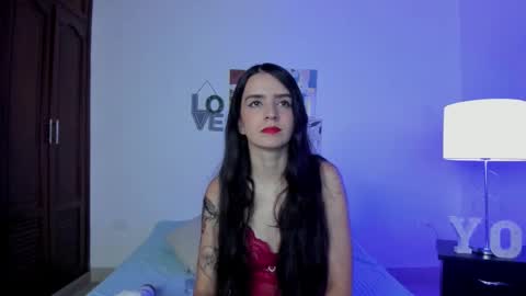 Snapshot of dark_angell77 chatting on 11/05/25, 11:10 dark_angell77 online show from 11/05/25, 11:10