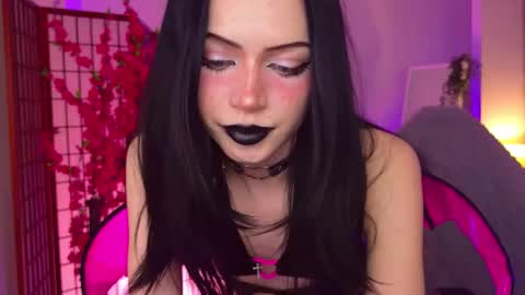 Snapshot of dark_diva chatting on 02/17/26, 09:21 Diva online show from 02/17/26, 09:21