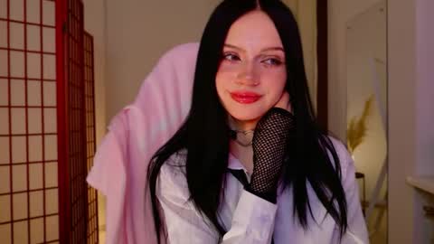 Diva online show from 06/12/26, 09:03