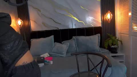 dark_dominika online show from 05/07/26, 12:54