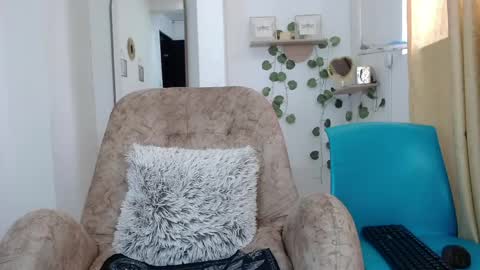 dark_dreams0 online show from 05/27/26, 07:22