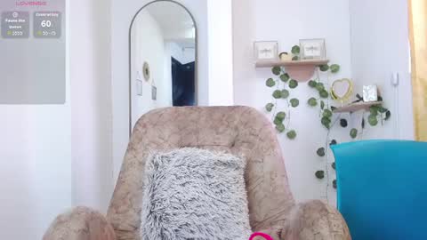 dark_dreams0 online show from 06/13/26, 06:06