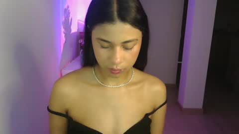 Sofia online show from 12/27/24, 01:22