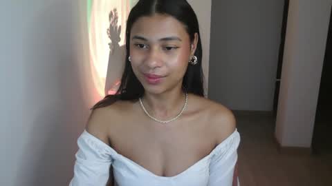 Sofia online show from 01/01/25, 02:51