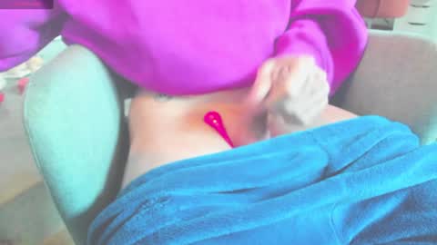 Snapshot of dark_greens chatting on 02/07/25, 07:50 dark greens online show from 02/07/25, 07:50