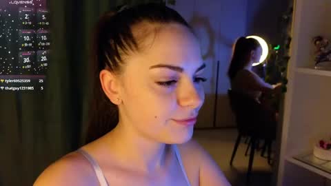 Snapshot of dark_honey_ chatting on 04/18/26, 03:38 Nova online show from 04/18/26, 03:38