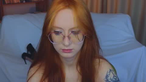 Lola online show from 03/09/26, 01:42