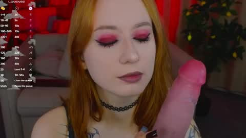 Lola online show from 04/17/26, 02:14