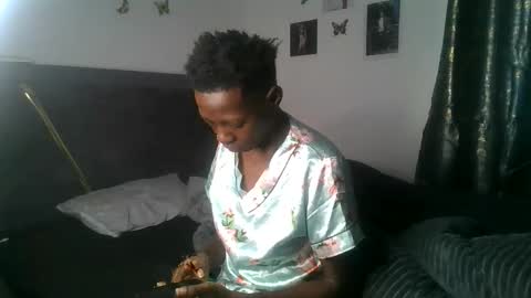 Snapshot of dark_mellanin chatting on 05/28/26, 08:33 dark_mellanin online show from 05/28/26, 08:33