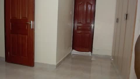 dark_qween online show from 02/07/26, 03:43