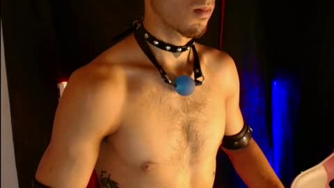 Snapshot of dark_rosse1 chatting on 04/20/26, 11:39 rosse online show from 04/20/26, 11:39