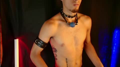 Snapshot of dark_rosse1 chatting on 05/17/26, 03:04 rosse online show from 05/17/26, 03:04