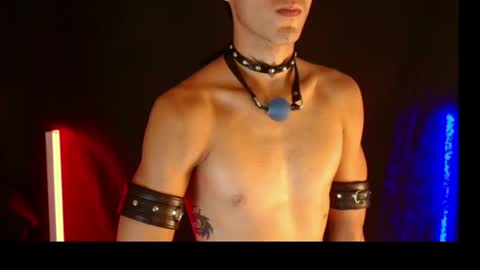 Snapshot of dark_rosse1 chatting on 06/19/26, 03:22 rosse online show from 06/19/26, 03:22
