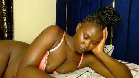 Snapshot of dark_tiffany chatting on 10/31/25, 06:53 Tiff online show from 10/31/25, 06:53