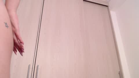  Candy   online show from 01/17/25, 10:34