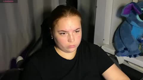 darkcharm1 online show from 11/11/25, 03:23