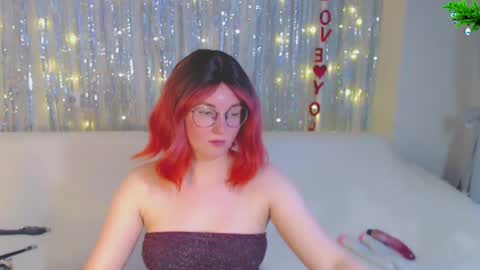 Kelly online show from 12/21/24, 09:44