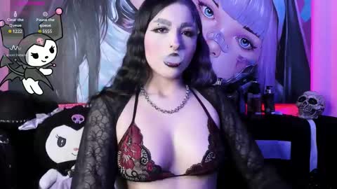 Snapshot of darki_shine_ chatting on 11/10/25, 01:32 cleitlin vinson online show from 11/10/25, 01:32