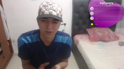 Snapshot of darkr_ider chatting on 06/13/26, 08:40 darkr_ider online show from 06/13/26, 08:40