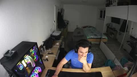 darkschneider_ online show from 01/06/26, 01:31