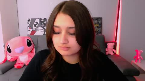 Amelie online show from 04/25/26, 04:48