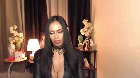 Snapshot of darksoul_mistress chatting on 02/03/25, 02:02 HAPPY BIRTHDAY MISTRESS MADRIANA online show from 02/03/25, 02:02