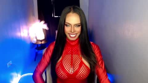 HAPPY BIRTHDAY MISTRESS MADRIANA online show from 04/05/26, 02:03