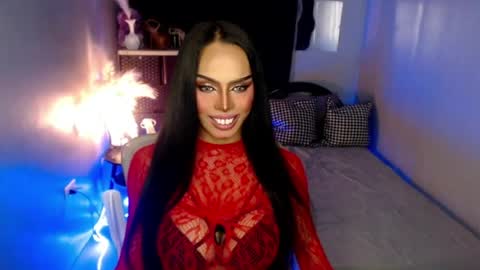 Snapshot of darksoul_mistress chatting on 07/05/26, 09:05 HAPPY BIRTHDAY MISTRESS MADRIANA online show from 07/05/26, 09:05